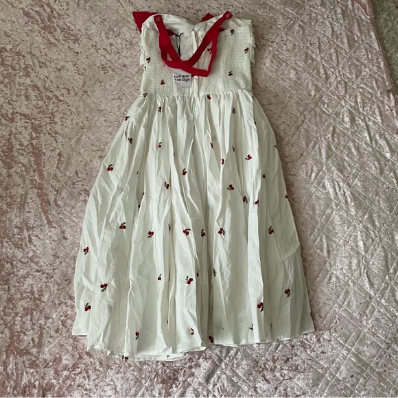 Unique vintage white and cherries swing dress pockets new with tags - Picture 4 of 6